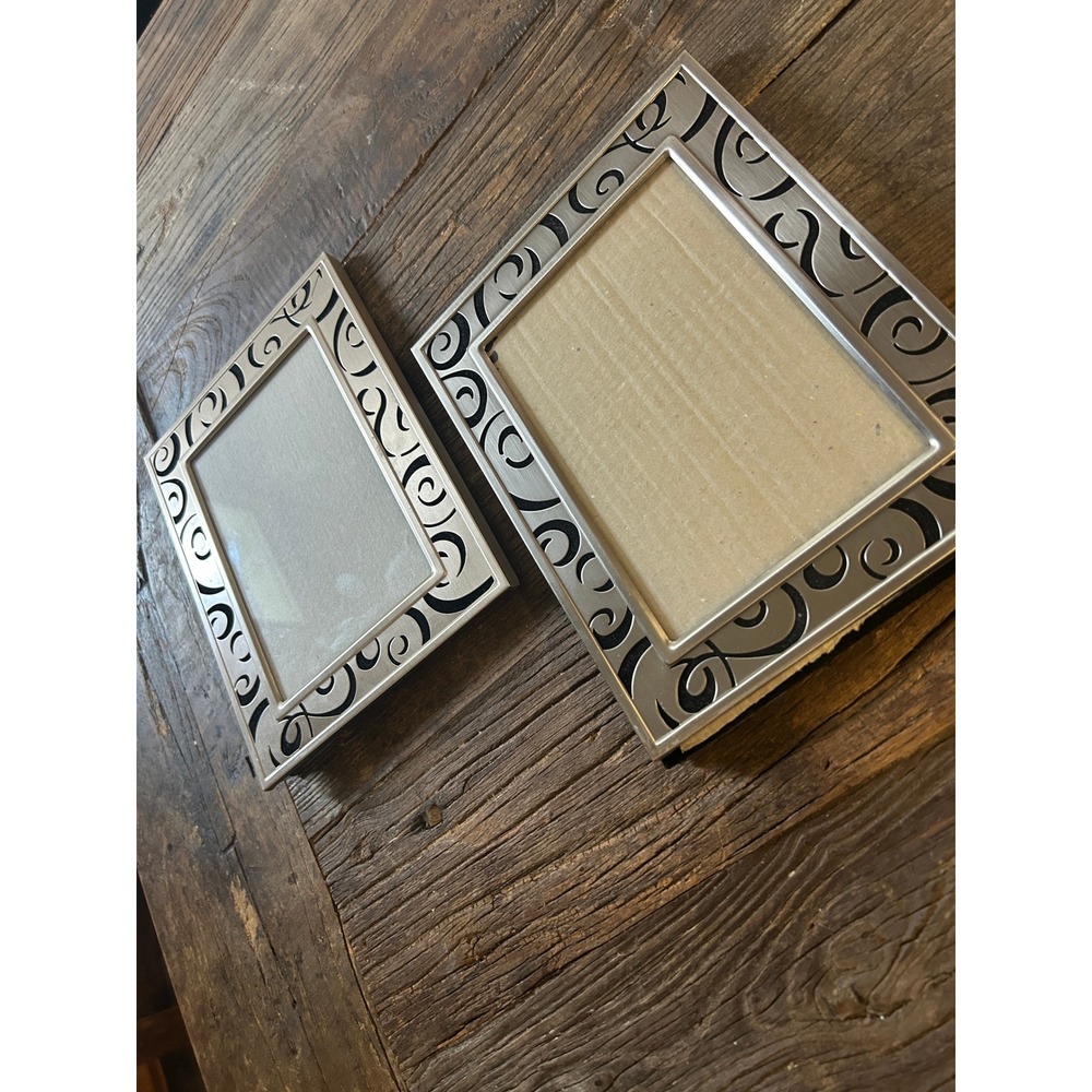 Connoisseur Silver Swirl Picture Frames Set Tabletop Home Decor Gallery - Picture 4 of 6